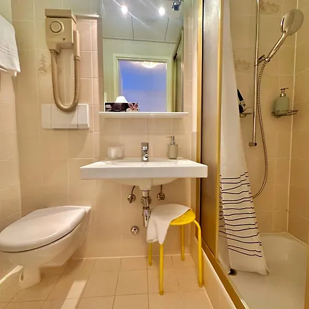 Colibri Hotel 3*